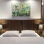 Atelier Hotel
