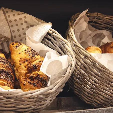 Atelier Готель 3*