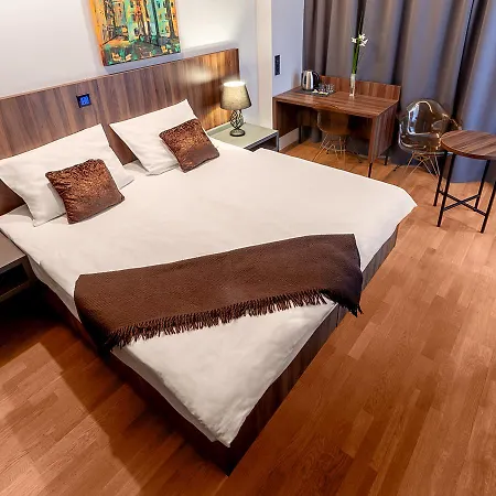 Hotel Atelier 3*