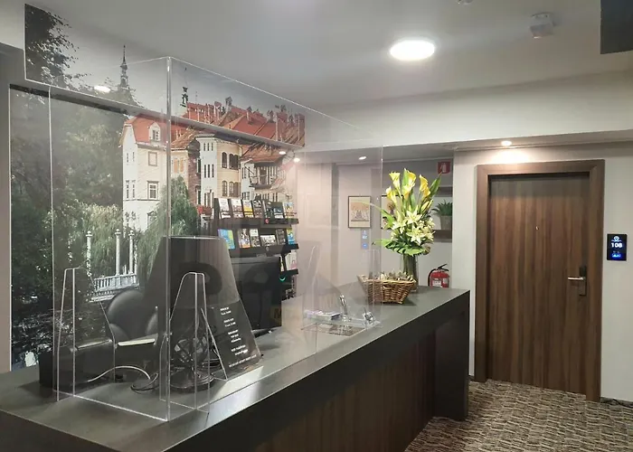 Отель Atelier 3*